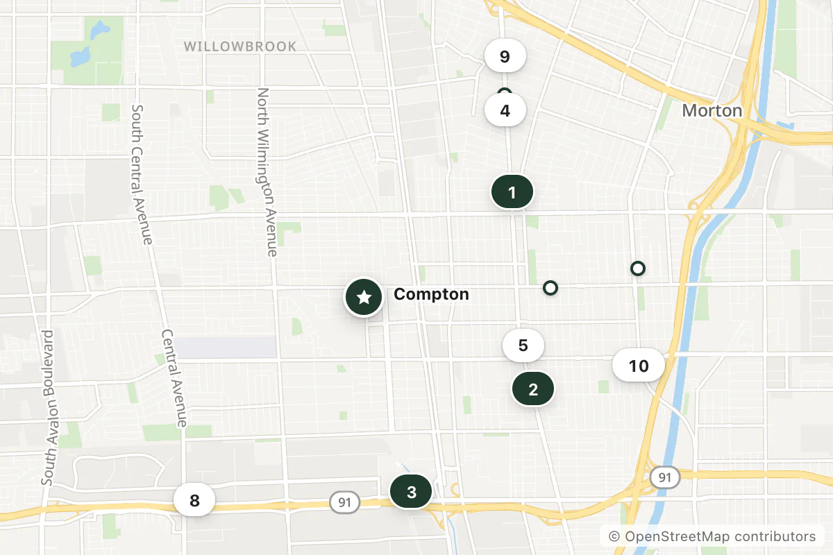Map of the top 14 hotels for this question around Compton