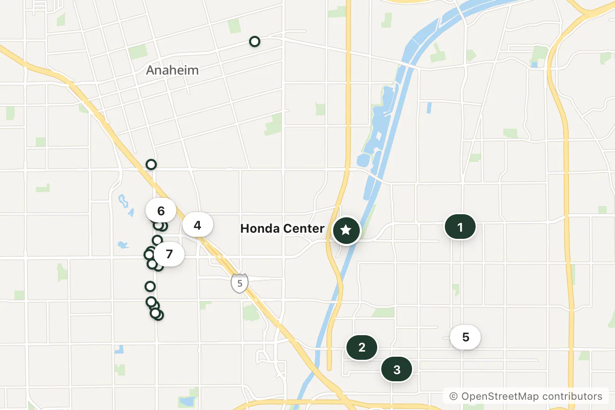 Map of the top 25 hotels for this question around Honda Center