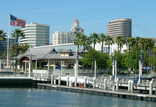 Long Beach, the city Larson Lodge is in