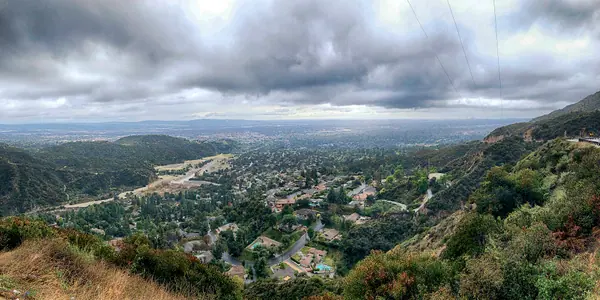 Sierra Madre, the city Hotel Shirley is in