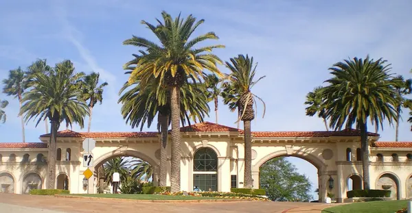 Tarzana, the city Tarzana Inn is in
